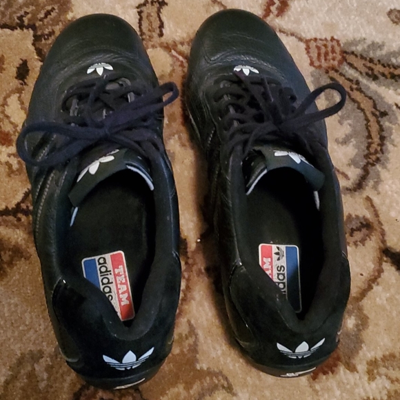 Shoes - Picture 5 of 6